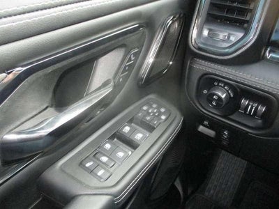 2025 RAM 1500 Limited Crew Cab SWB 4WD