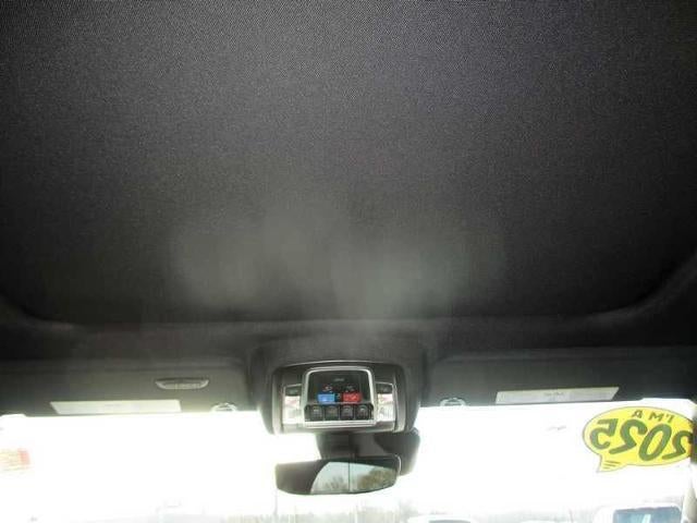 2025 RAM 1500 Limited Crew Cab SWB 4WD