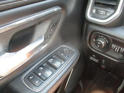 2019 RAM 1500 Laramie Crew Cab SWB 4WD