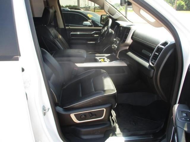 2019 RAM 1500 Laramie Crew Cab SWB 4WD