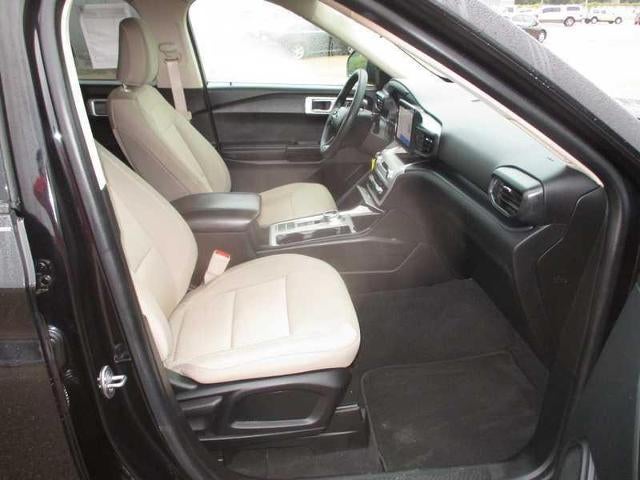 2021 Ford Explorer Base