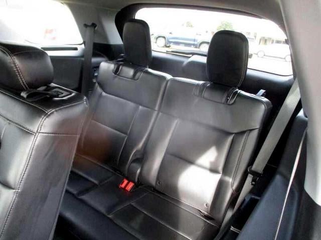 2023 Ford Explorer XLT AWD