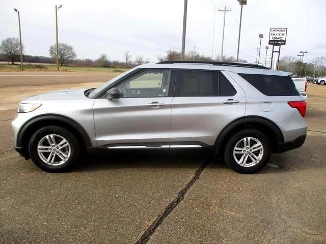 2023 Ford Explorer XLT AWD