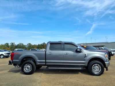 2021 Ford Super Duty F-250 SRW XLT Crew Cab 4WD
