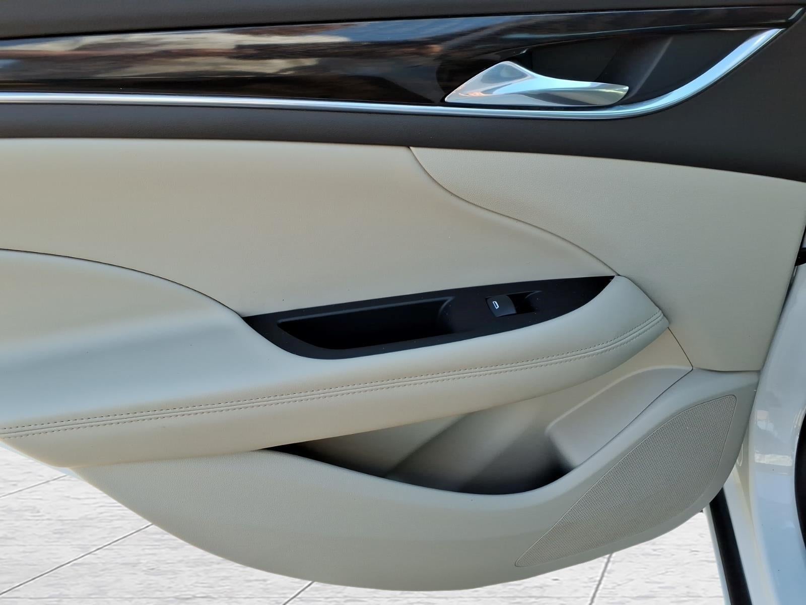 2017 Buick LaCrosse Essence