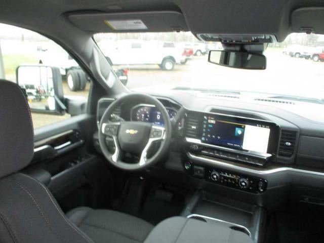 2026 Chevrolet Silverado 3500 HD Chassis Cab LT