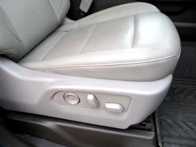 2023 Chevrolet Silverado 1500 LTZ Crew Cab 4WD