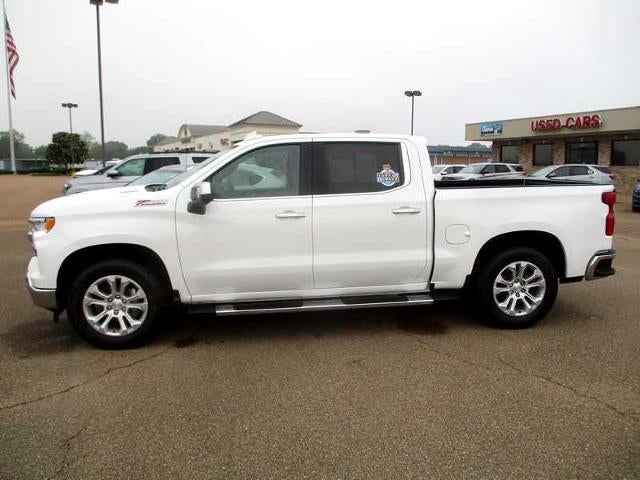 2023 Chevrolet Silverado 1500 LTZ Crew Cab 4WD