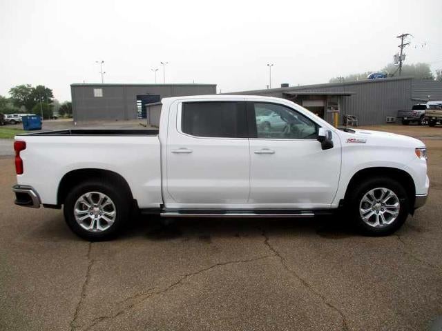 2023 Chevrolet Silverado 1500 LTZ Crew Cab 4WD