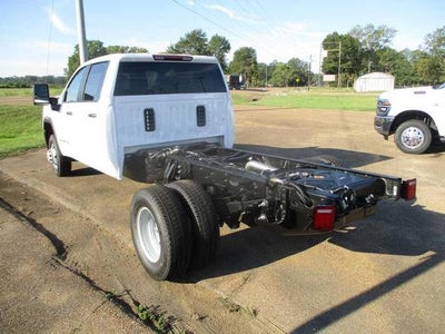 2026 GMC Sierra 3500 HD Chassis Cab Pro