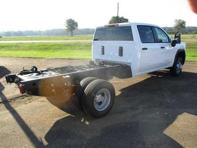 2026 GMC Sierra 3500 HD Chassis Cab Pro