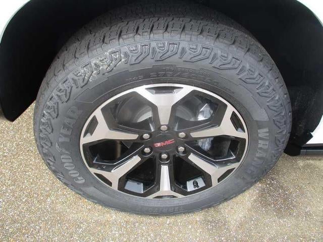 2026 GMC Yukon XL AT4 - Photo 32