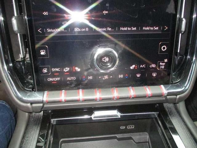 2025 GMC Yukon XL AT4 Ultimate 4WD