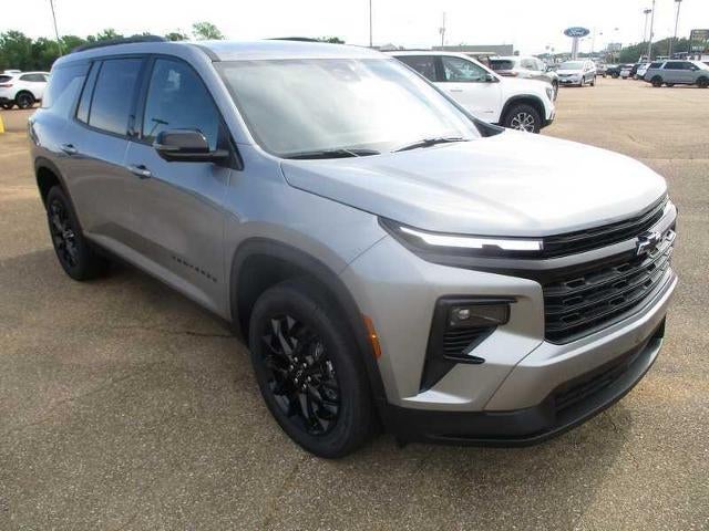 2026 Chevrolet Traverse FWD LT's photo