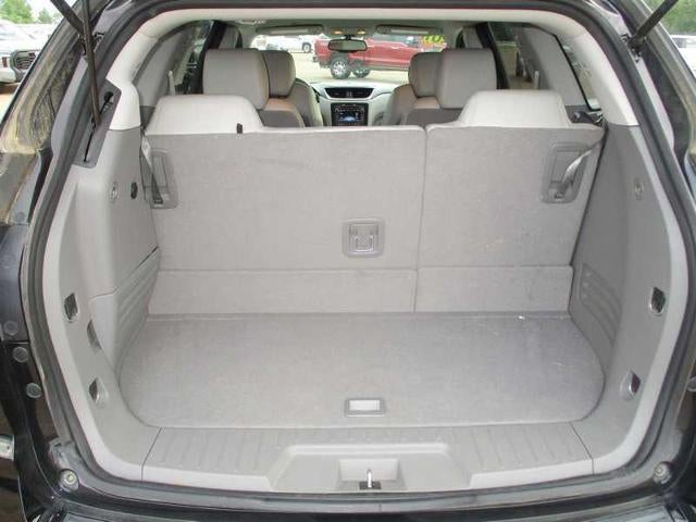 2017 Chevrolet Traverse 2LT FWD