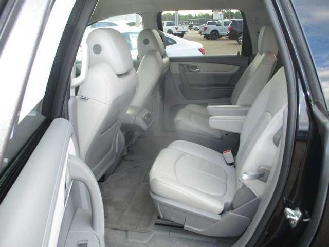 2017 Chevrolet Traverse 2LT FWD