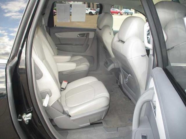 2017 Chevrolet Traverse 2LT FWD