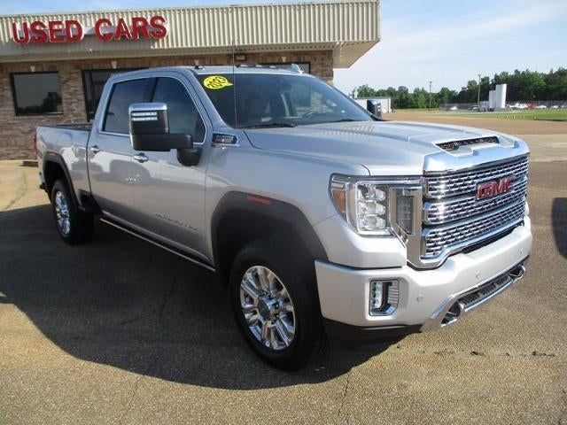 2023 GMC Sierra 4WD Crew Cab Standard Box Denali's photo