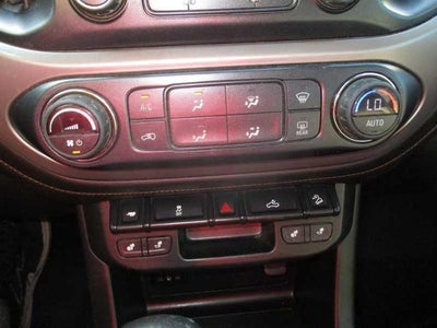 2022 GMC Canyon AT4 Crew Cab w/Cloth 4WD