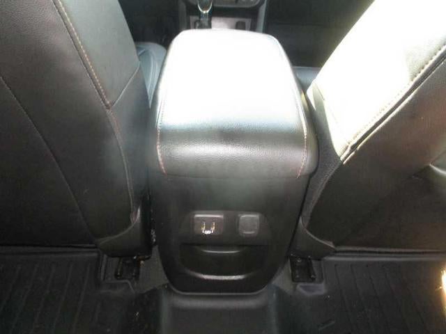 2022 GMC Canyon AT4 Crew Cab w/Cloth 4WD