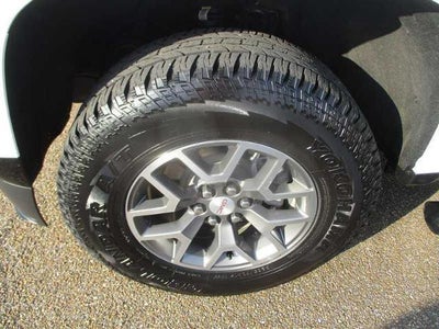 2022 GMC Canyon AT4 Crew Cab w/Cloth 4WD