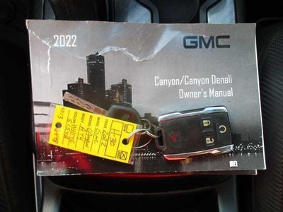 2022 GMC Canyon AT4 Crew Cab w/Cloth 4WD