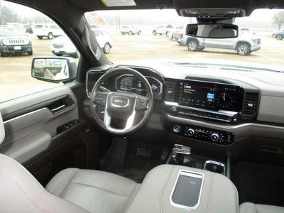 2022 GMC Sierra 1500 SLT Crew Cab 4WD