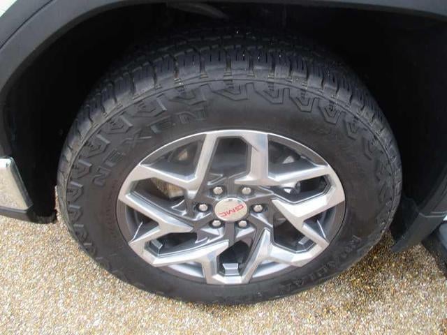 2022 GMC Sierra 1500 SLT Crew Cab 4WD