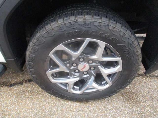 2022 GMC Sierra 1500 SLT Crew Cab 4WD