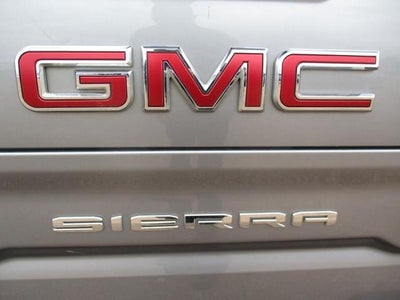2023 GMC Sierra 1500 SLT Crew Cab 4WD