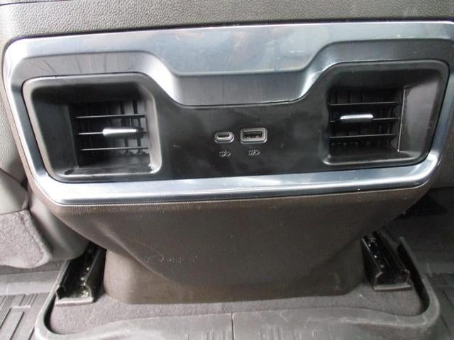 2023 GMC Sierra 1500 SLT Crew Cab 4WD