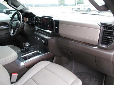 2023 GMC Sierra 1500 SLT Crew Cab 4WD