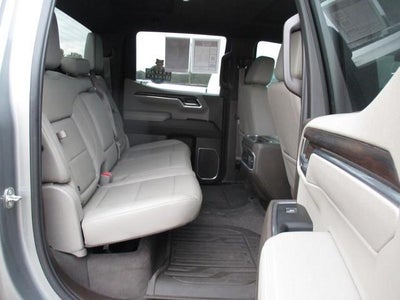 2023 GMC Sierra 1500 SLT Crew Cab 4WD