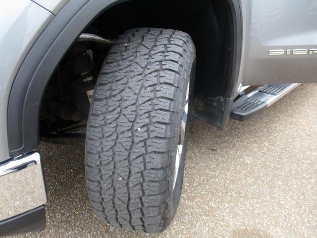 2023 GMC Sierra 1500 SLT Crew Cab 4WD