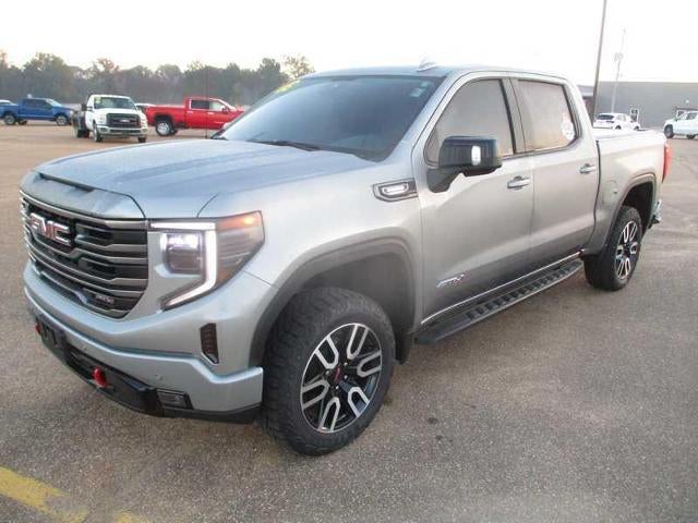 2024 GMC Sierra 1500 AT4 Crew Cab 4WD