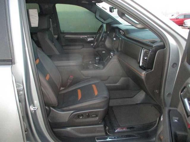 2024 GMC Sierra 1500 AT4 Crew Cab 4WD