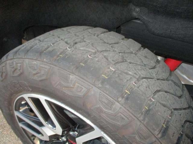 2024 GMC Sierra 1500 AT4 Crew Cab 4WD