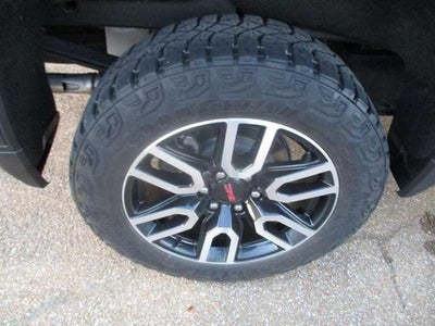 2024 GMC Sierra 1500 AT4 Crew Cab 4WD