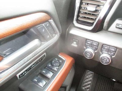 2025 GMC Sierra 1500 Denali Ultimate Crew Cab 4WD