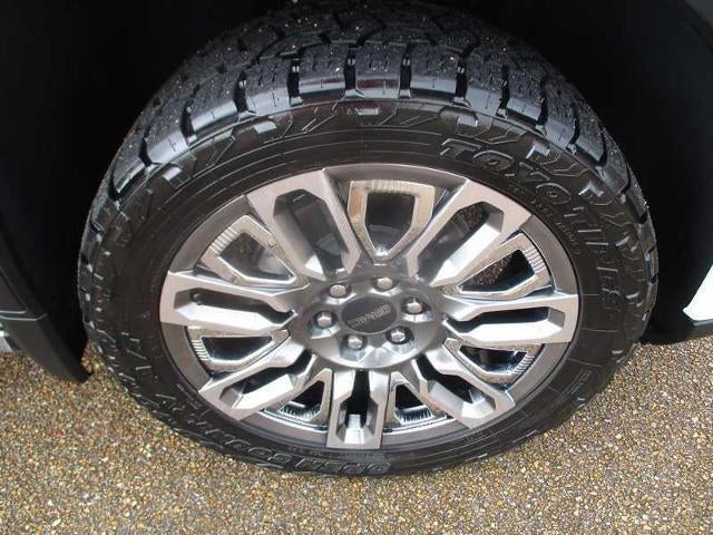 2025 GMC Sierra 1500 Denali Ultimate Crew Cab 4WD