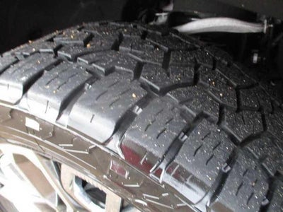 2025 GMC Sierra 1500 Denali Ultimate Crew Cab 4WD