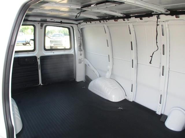 2026 GMC Savana Cargo Base