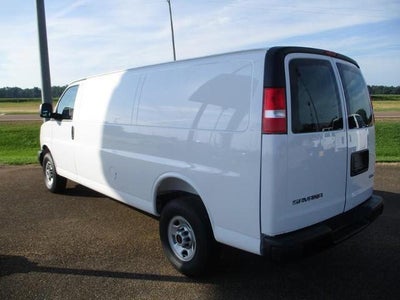 2026 GMC Savana Cargo Base
