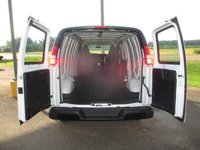 2026 GMC Savana Cargo Base