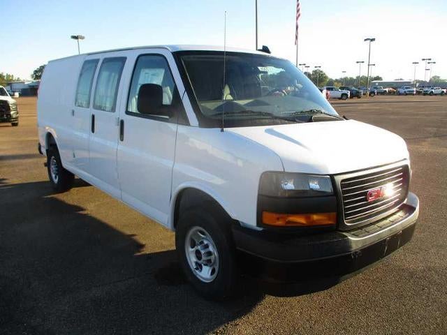 2025 GMC Savana Cargo 2500 Base