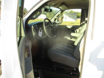 2025 GMC Savana Cargo 2500 Base