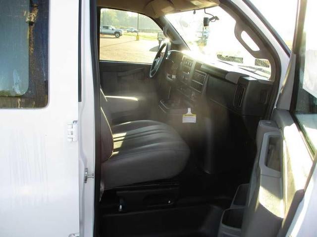 2025 GMC Savana Cargo 2500 Base