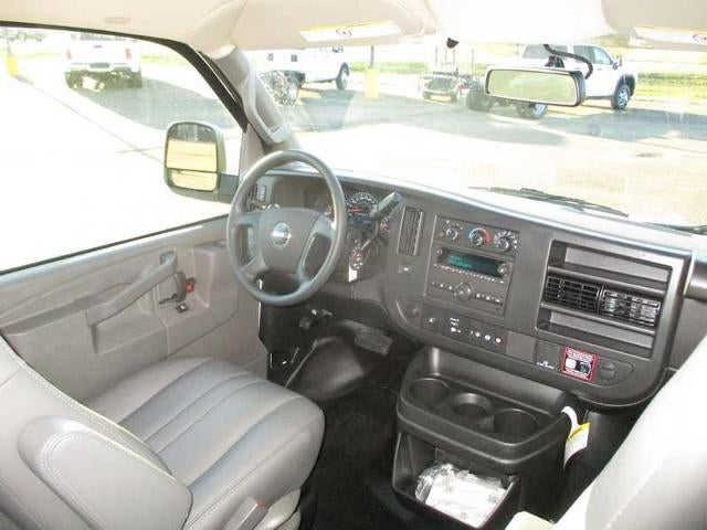 2025 GMC Savana Cargo 2500 Base