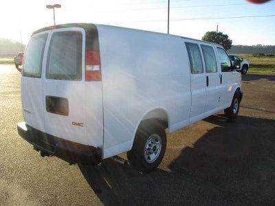 2025 GMC Savana Cargo 2500 Base
