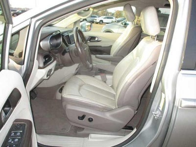 2019 Chrysler Pacifica Touring-L Plus